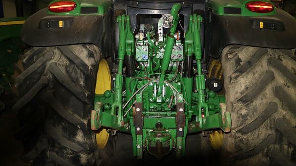 1#4185 Trattore John Deere 6140R in vendita - foto 4