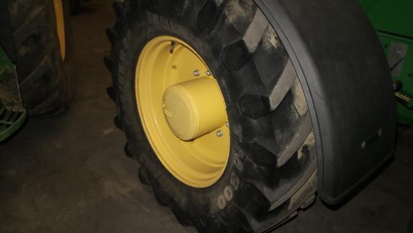 1#4185 Trattore John Deere 6140R in vendita - foto 17