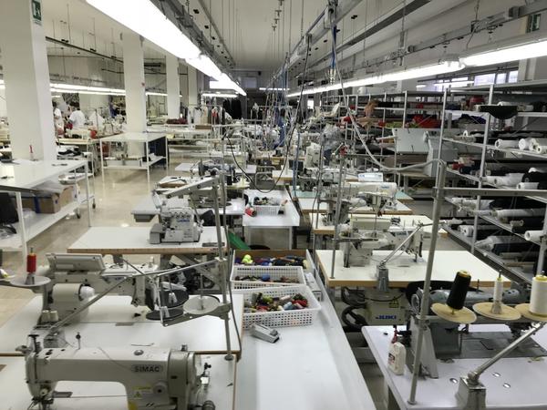 1#4197 Cessione di ramo di azienda dedito alla produzione di abbigliamento e modellistica in vendita - foto 21