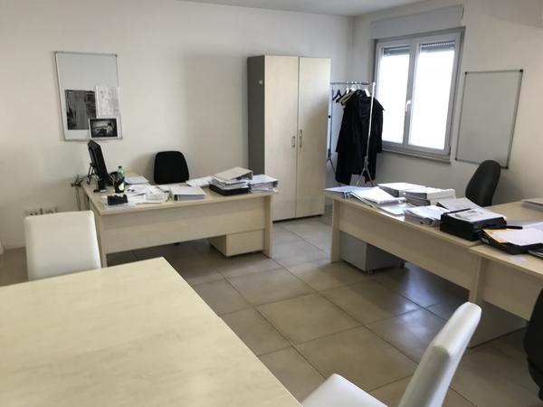 1#4197 Cessione di ramo di azienda dedito alla produzione di abbigliamento e modellistica in vendita - foto 41