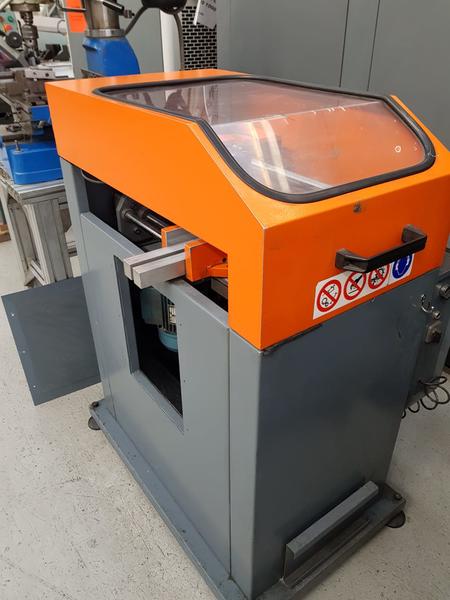 Attrezzatura meccanica in vendita