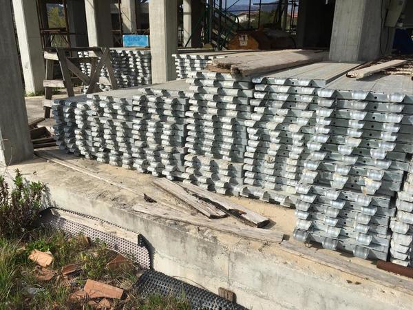 2#4204 Macchinari e attrezzatura da cantiere in vendita - foto 3