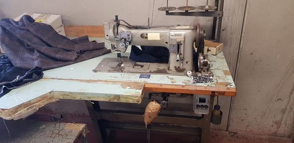 Macchine per cucire in vendita
