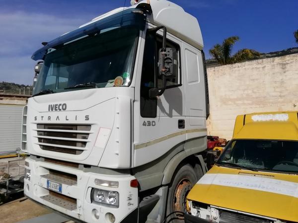1#4212 Trattore Stradale Iveco Magirus in vendita - foto 3