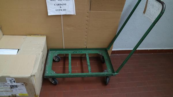 32#4214 Carrelli porta suole e scaffalature in vendita - foto 29