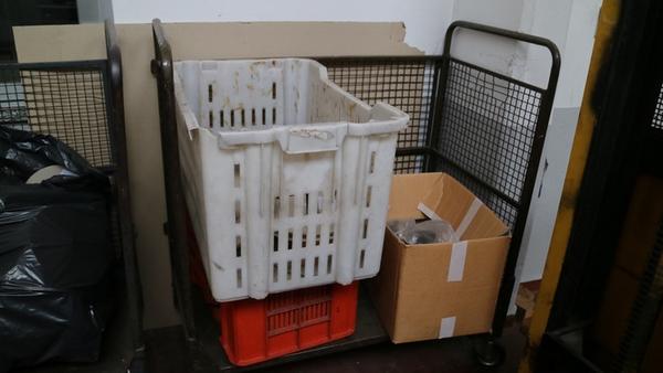 32#4214 Carrelli porta suole e scaffalature in vendita - foto 35