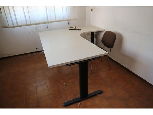 1#4217 Materiali laterizi e mobili e attrezzature da ufficio in vendita - foto 32
