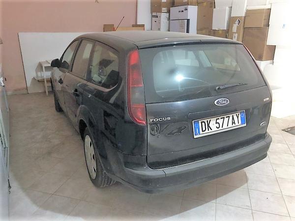 2#4219 Autovettura Ford Focus TDCI in vendita - foto 2