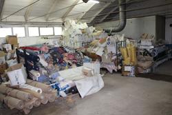 Stock di maglieria semilavorata e filati di vario materiale - Asta 4220 Stock di maglieria semilavorata e filati di vario materiale - Asta 4220
