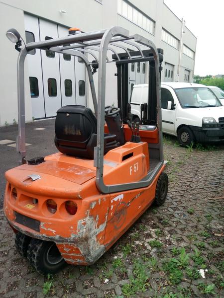 3#4221 Carrello elevatore elettrico Cesab C3E160L in vendita - foto 3