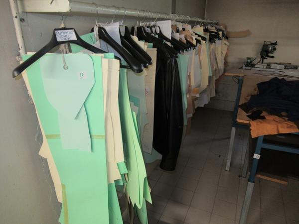 3#4223 Corsetti e capi d'abbigliamento in vendita - foto 6