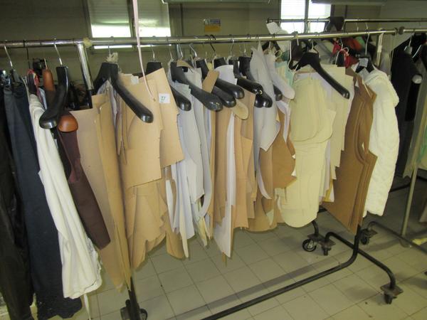 3#4223 Corsetti e capi d'abbigliamento in vendita - foto 7