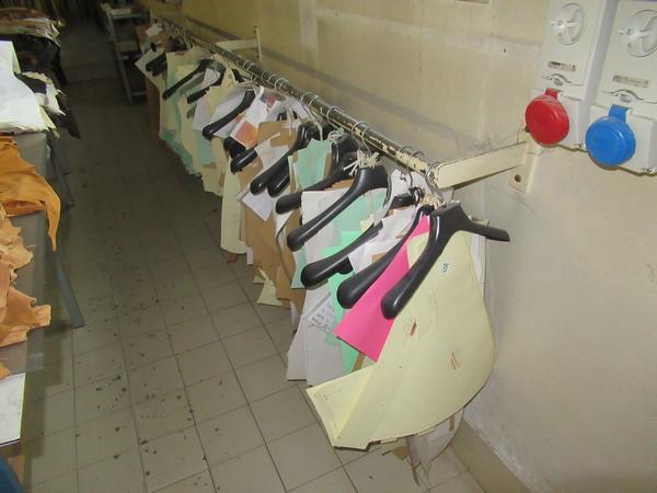 3#4223 Corsetti e capi d'abbigliamento in vendita - foto 9