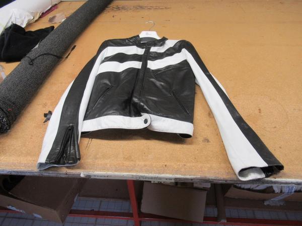 3#4223 Corsetti e capi d'abbigliamento in vendita - foto 24