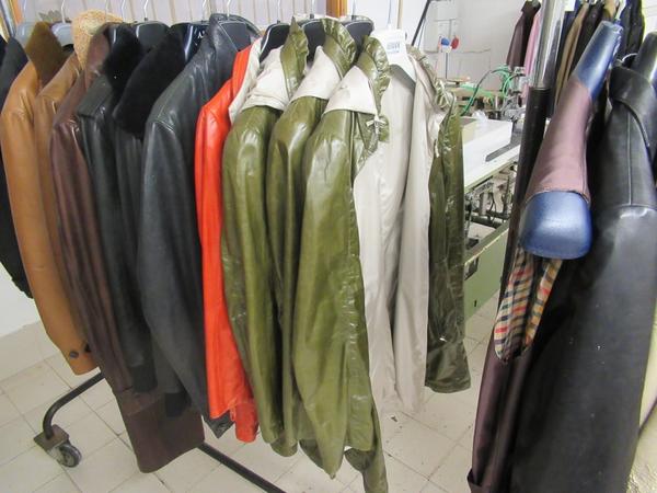 3#4223 Corsetti e capi d'abbigliamento in vendita - foto 33