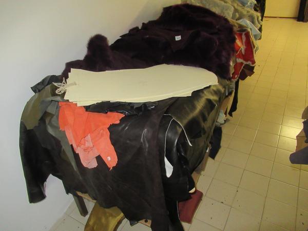 4#4223 Pelli di montone shearling e camoscio in vendita - foto 3
