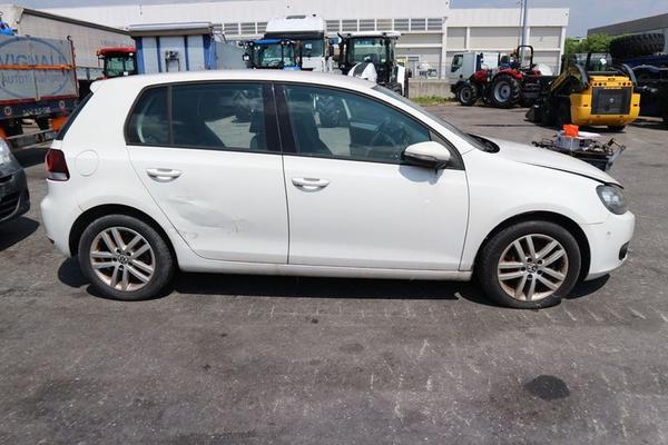 16#4227 VW Golf in vendita - foto 1