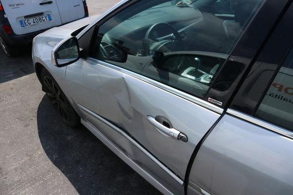 23#4227 Renault New Laguna in vendita - foto 14