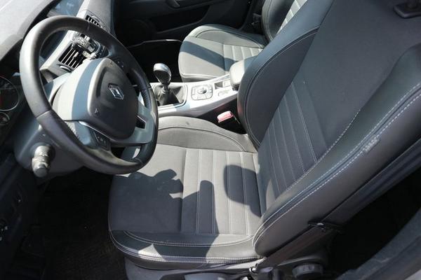 23#4227 Renault New Laguna in vendita - foto 18
