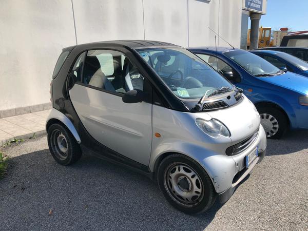 12#4229 Autovettura Smart ForTwo 600 in vendita - foto 2