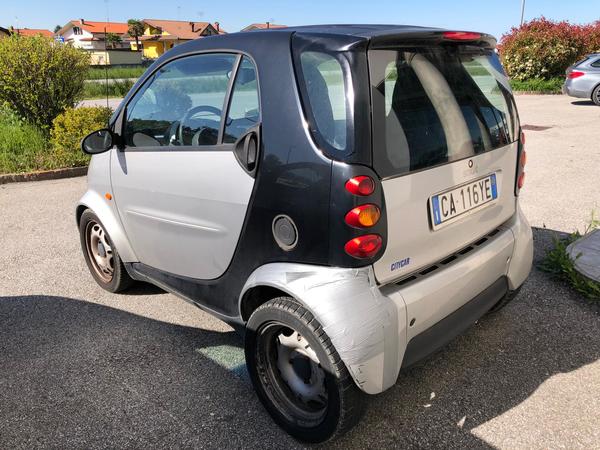 12#4229 Autovettura Smart ForTwo 600 in vendita - foto 4