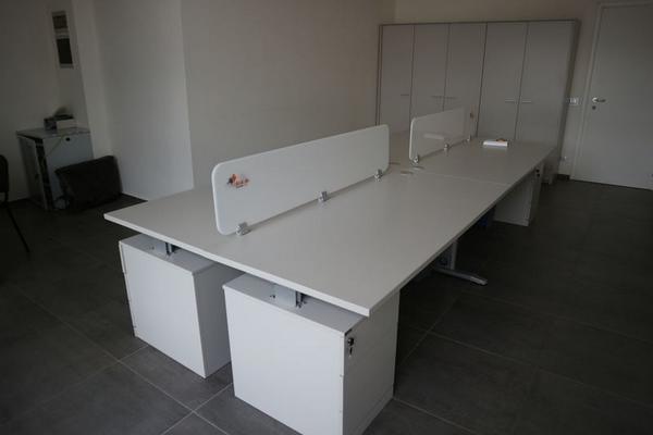 1#4233 Arredi ufficio e attrezzature elettroniche in vendita - foto 4