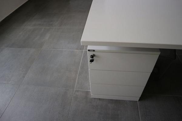 1#4233 Arredi ufficio e attrezzature elettroniche in vendita - foto 7