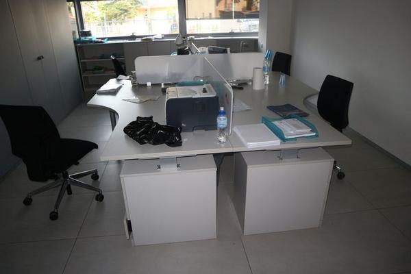 1#4233 Arredi ufficio e attrezzature elettroniche in vendita - foto 48
