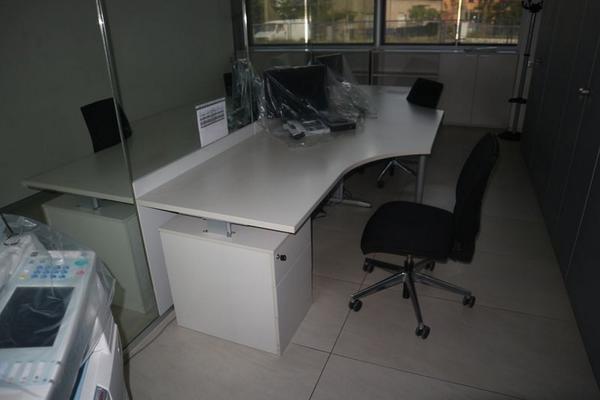 1#4233 Arredi ufficio e attrezzature elettroniche in vendita - foto 60
