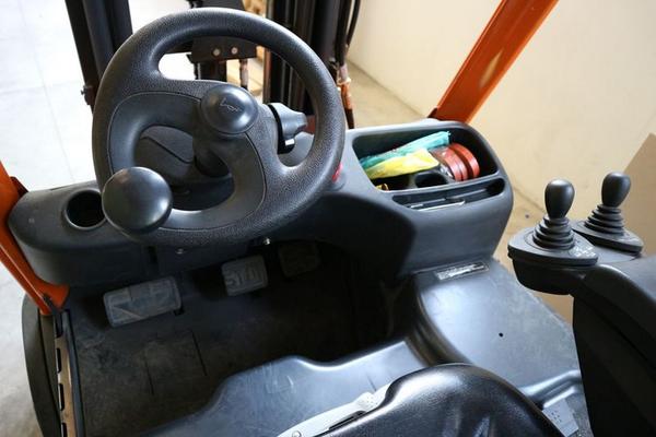 194#4233 Carrello elevatore Linde in vendita - foto 5