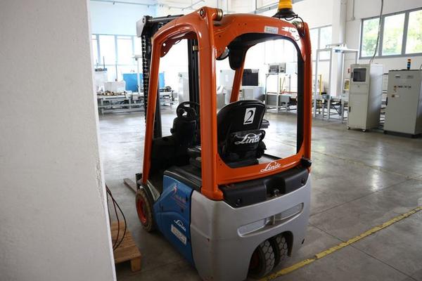 203#4233 Carrello elevatore Linde in vendita - foto 10