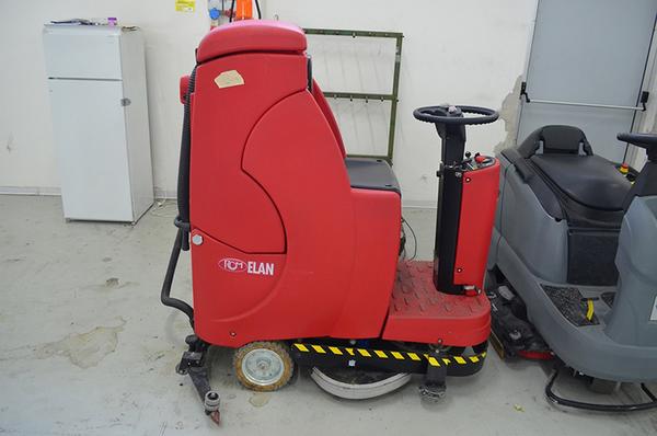 1#4234 Lavasciuga Scrubber RCM Elan in vendita - foto 1