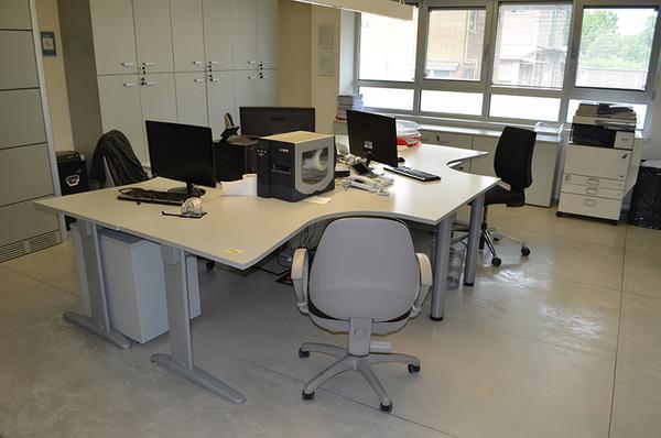 14#4234 Arredi e attrezzature elettroniche per uffici in vendita - foto 1
