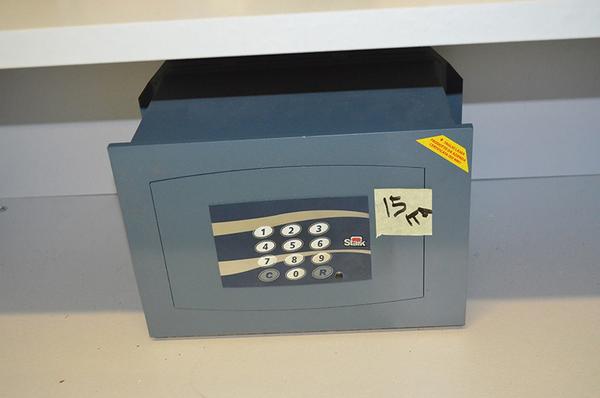 14#4234 Arredi e attrezzature elettroniche per uffici in vendita - foto 11