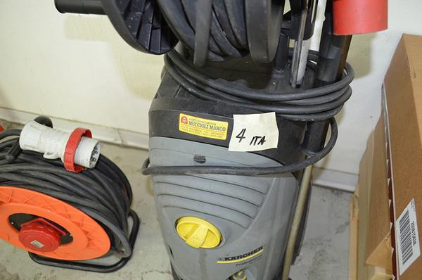 4#4234 Attrezzature per pulizia e stoccaggio magazzino in vendita - foto 13