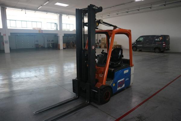 1#4235 Transpallet e carrello elevatore Linde in vendita - foto 2