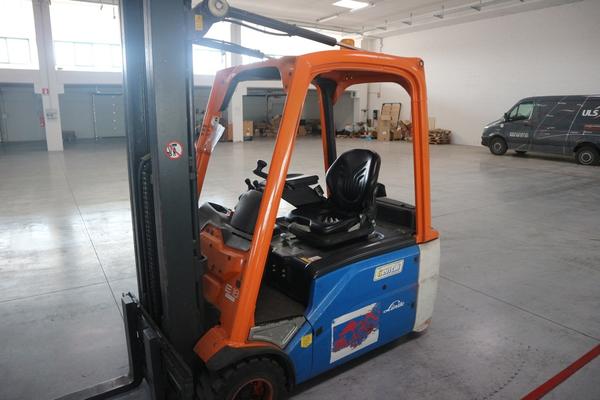1#4235 Transpallet e carrello elevatore Linde in vendita - foto 9