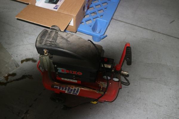 3#4235 Arredi e attrezzature per ufficio in vendita - foto 20