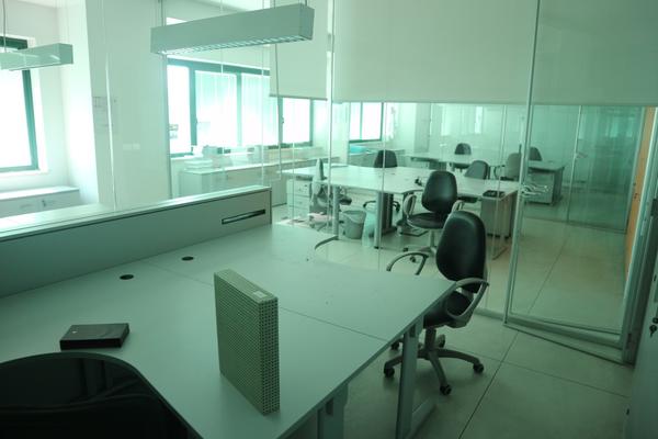 3#4235 Arredi e attrezzature per ufficio in vendita - foto 66