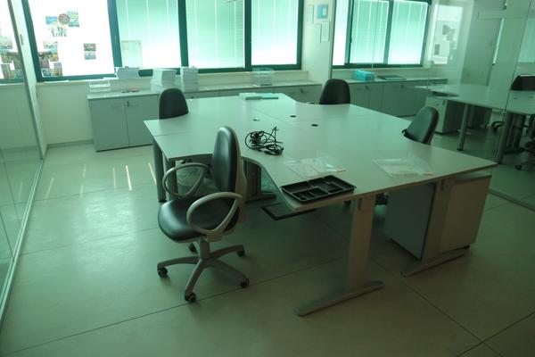 3#4235 Arredi e attrezzature per ufficio in vendita - foto 69