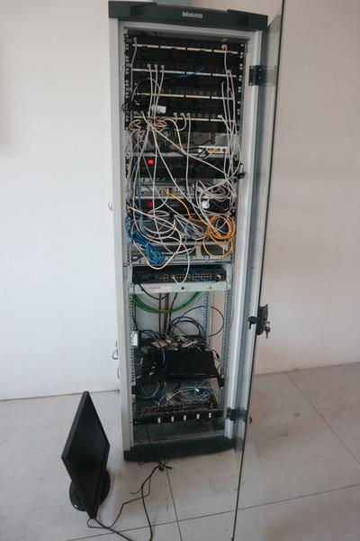 3#4235 Arredi e attrezzature per ufficio in vendita - foto 90
