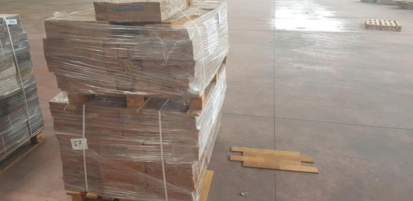 1#4239 Lamparquet massiccio Teak in vendita - foto 4