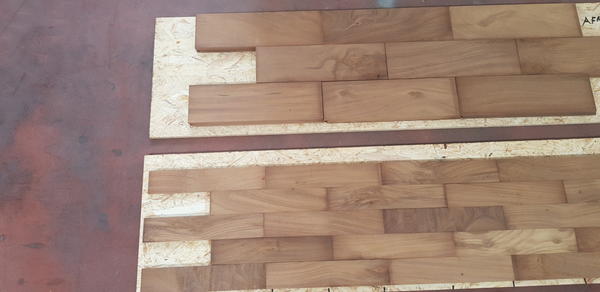 17#4239 Lamparquet massiccio Afrormosia in vendita - foto 5