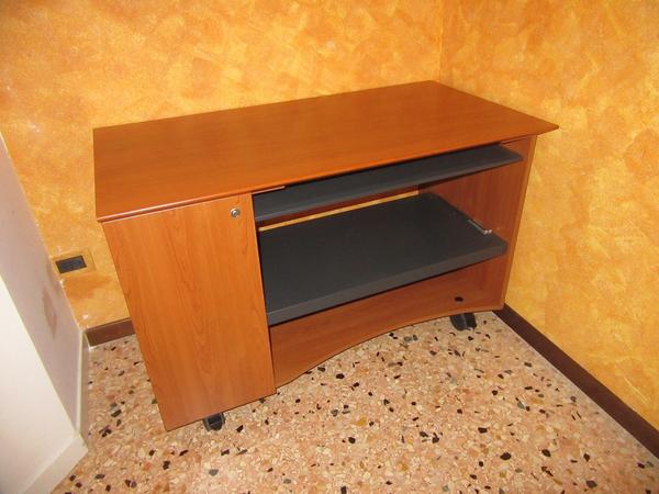 1#4241 Arredi e attrezzature elettroniche per ufficio in vendita - foto 12