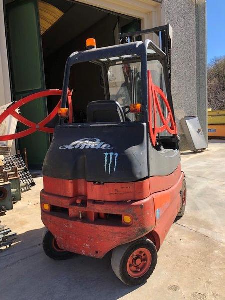 6#4242 Carrello elevatore elettrico Linde in vendita - foto 4