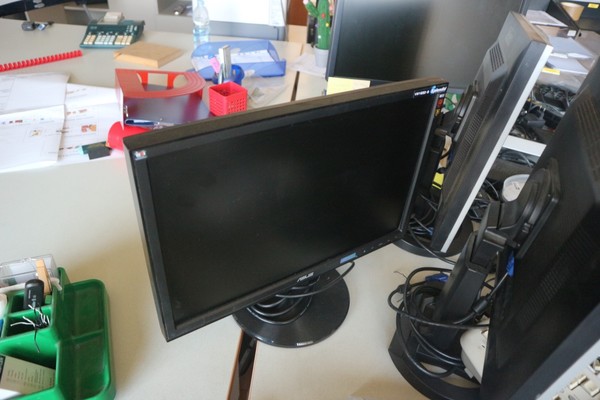 35#4244 Attrezzature elettroniche da ufficio in vendita - foto 33