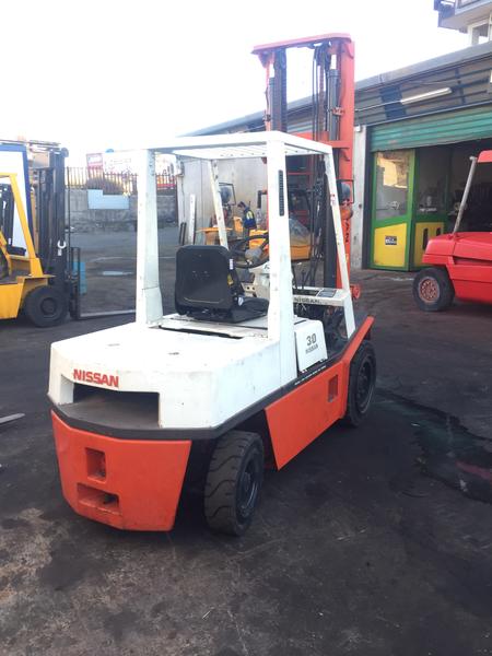 5#4245 Carrello elevatore Nissan FD 30 in vendita - foto 3