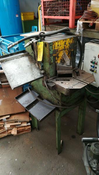 Attrezzatura meccanica in vendita