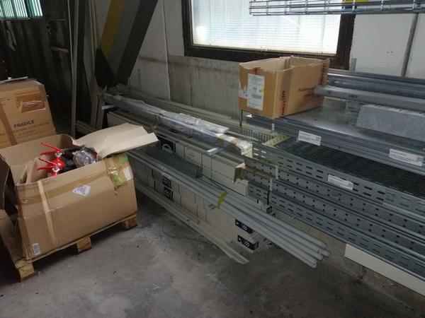 2#4249 Scaffalature e materiale elettrico in vendita - foto 18