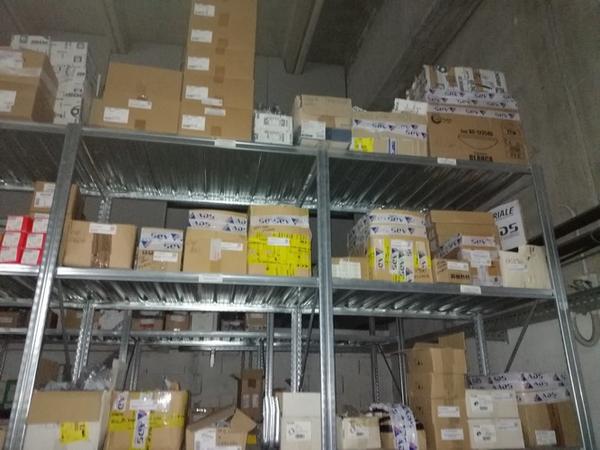 2#4249 Scaffalature e materiale elettrico in vendita - foto 36